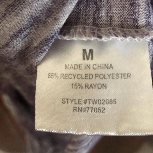 Threads 4 Thought - tank top. Size medium - Picture 3 of 4